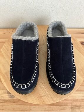 Vance Co Jc Godwin Mens Moccasin Slippers